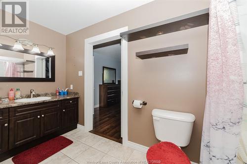 87 Landings Pass, Chatham, ON - Indoor Photo Showing Bathroom