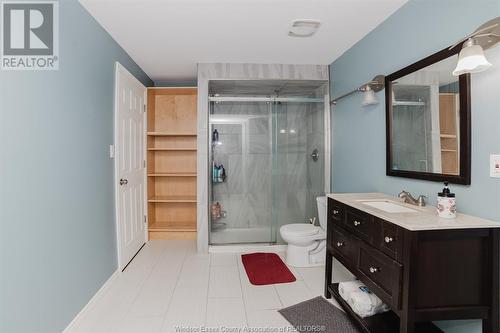 87 Landings Pass, Chatham, ON - Indoor Photo Showing Bathroom