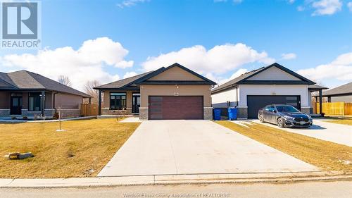 224 Moonstone Crescent, Chatham, ON - Outdoor With Facade