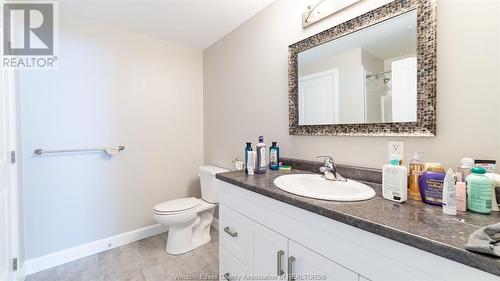 224 Moonstone Crescent, Chatham, ON - Indoor Photo Showing Bathroom