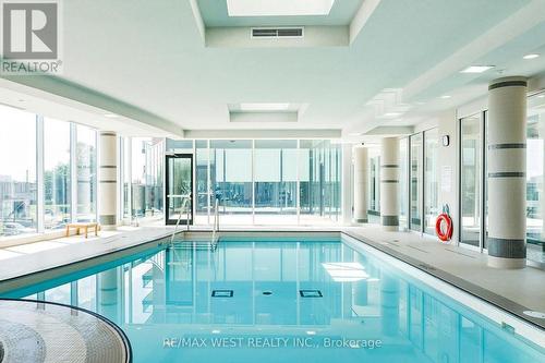 647 - 525 Wilson Avenue, Toronto, ON - Indoor Photo Showing Other Room With In Ground Pool