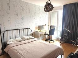 Master bedroom - 