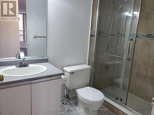 404 - 250 Webb Drive, Mississauga, ON - Indoor Photo Showing Bathroom