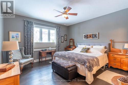 69 Turnberry Trail, Welland (766 - Hwy 406/Welland), ON - Indoor Photo Showing Bedroom