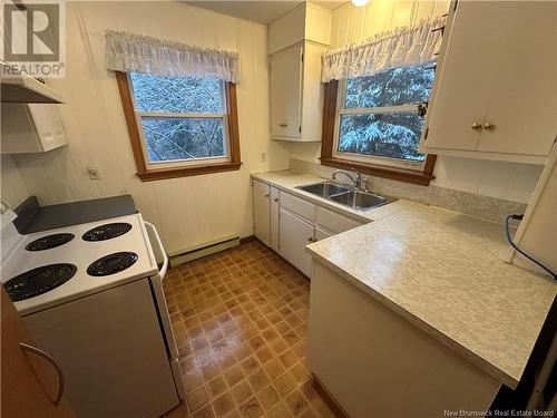 269 Hampton Road, Quispamsis, NB - Indoor Photo Showing Kitchen With Double Sink