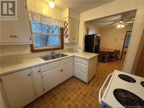 269 Hampton Road, Quispamsis, NB - Indoor Photo Showing Kitchen With Double Sink