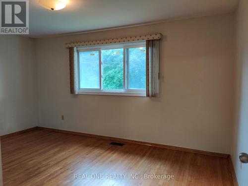 Upper - 93 Southdale Drive, Markham, ON - Indoor Photo Showing Other Room