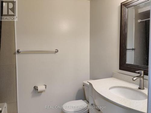 Upper - 93 Southdale Drive, Markham, ON - Indoor Photo Showing Bathroom