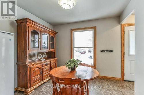 92 Snowdon Crescent, London, ON - Indoor Photo Showing Dining Room