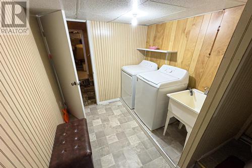 7 Bennett Lane, Beachside, NL - Indoor Photo Showing Laundry Room