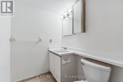 1025 - 1025 Grenon Avenue, Ottawa, ON - Indoor Photo Showing Bathroom