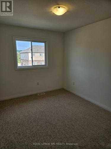 50 Samuel Avenue, Pelham (662 - Fonthill), ON - Indoor Photo Showing Other Room