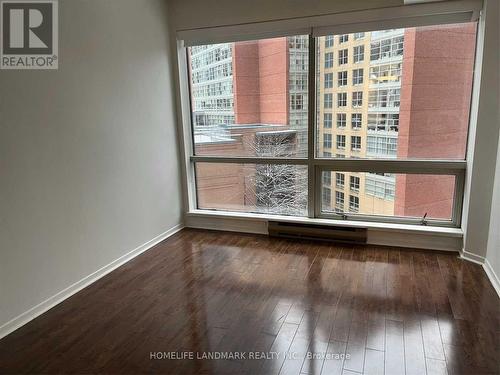 605 - 1001 Bay Street, Toronto, ON - Indoor Photo Showing Other Room