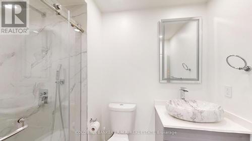 4303 Highway 35 N, Clarington, ON - Indoor Photo Showing Bathroom