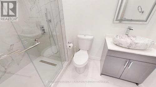 4303 Highway 35 N, Clarington, ON - Indoor Photo Showing Bathroom