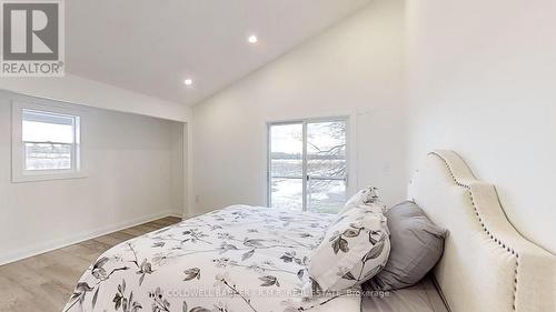 4303 Highway 35 N, Clarington, ON - Indoor Photo Showing Bedroom