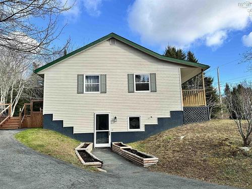 33 Earl Court, Porters Lake, NS 