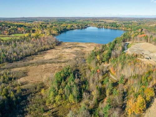 Overall view - 263Z Ch. Du Lac, Stoke, QC 