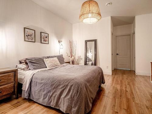 Master bedroom - 1053 Rue Du Moulin, Magog, QC - Indoor Photo Showing Bedroom