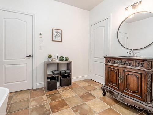 Bathroom - 1053 Rue Du Moulin, Magog, QC - Indoor Photo Showing Bathroom