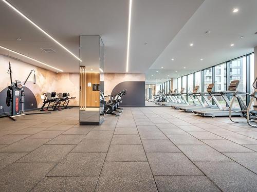 Exercise room - 404-399 Rue De La Rotonde, Montréal (Verdun/Île-Des-Soeurs), QC - Indoor Photo Showing Gym Room