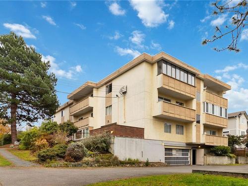 304-1597 Midgard Ave, Saanich, BC - Outdoor With Balcony