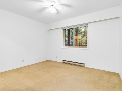 304-1597 Midgard Ave, Saanich, BC - Indoor Photo Showing Other Room