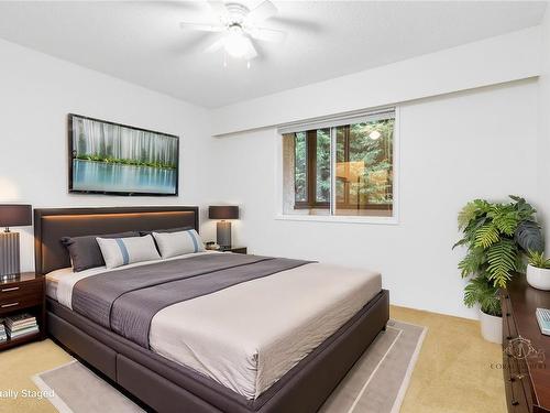 304-1597 Midgard Ave, Saanich, BC - Indoor Photo Showing Bedroom