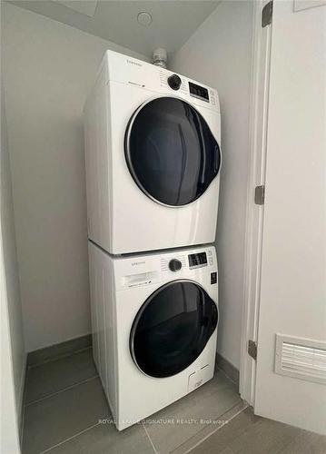 1703-48 Power St, Toronto, ON - Indoor Photo Showing Laundry Room