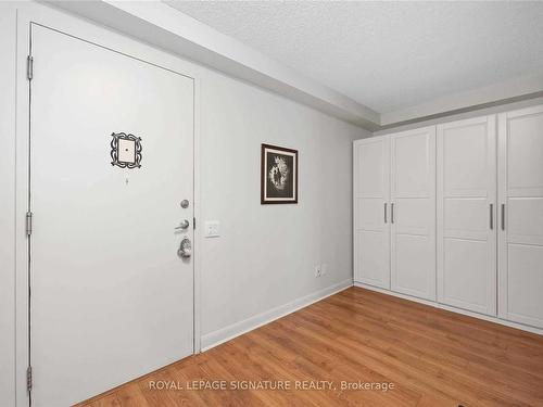 252-525 Wilson Ave, Toronto, ON - Indoor Photo Showing Other Room