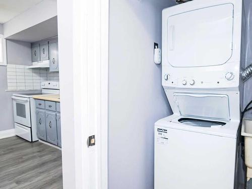 827 Stainton Dr E, Mississauga, ON - Indoor Photo Showing Laundry Room