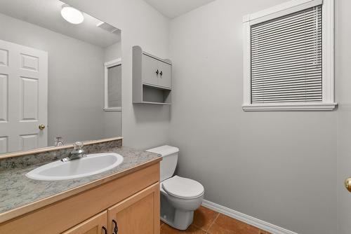 3281 Juniper Drive, Naramata, BC - Indoor Photo Showing Bathroom