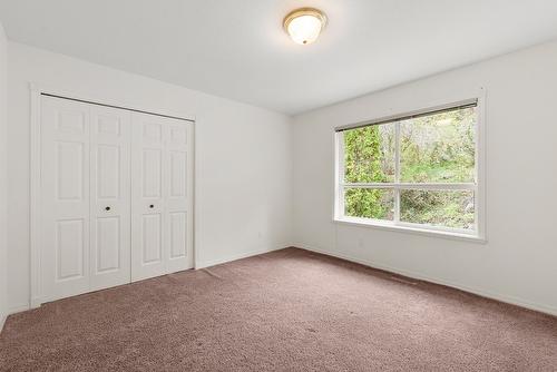 3281 Juniper Drive, Naramata, BC - Indoor Photo Showing Other Room