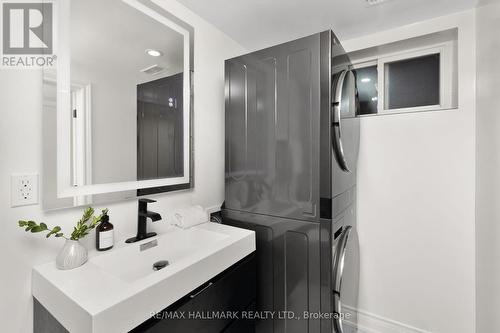 43 Baltic Avenue, Toronto, ON - Indoor Photo Showing Laundry Room