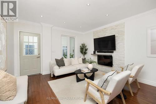 43 Baltic Avenue, Toronto, ON - Indoor Photo Showing Living Room