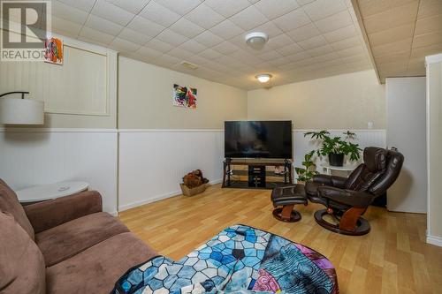 639 Vedder Crescent, Prince George, BC - Indoor Photo Showing Living Room