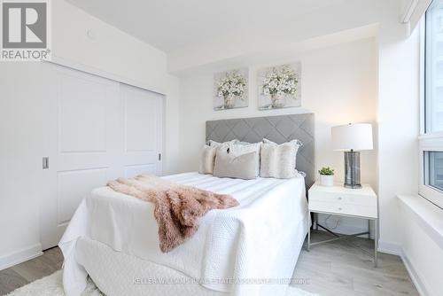 407 - 3200 William Coltson Avenue, Oakville, ON - Indoor Photo Showing Bedroom