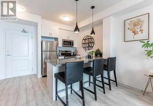 537 - 101 Shoreview Place, Hamilton, ON - Indoor Photo Showing Kitchen