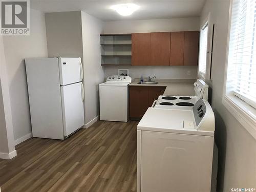 911 X Avenue N, Saskatoon, SK - Indoor Photo Showing Laundry Room