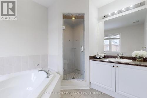 71 Coleluke Lane, Markham, ON - Indoor Photo Showing Bathroom