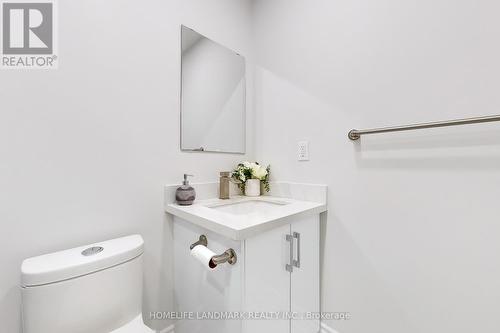 71 Coleluke Lane, Markham, ON - Indoor Photo Showing Bathroom