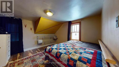 50 Potters Road N, Tillsonburg, ON - Indoor Photo Showing Bedroom