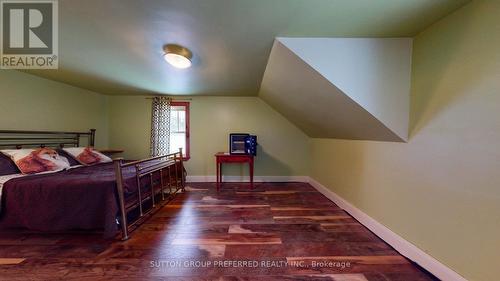 50 Potters Road N, Tillsonburg, ON - Indoor Photo Showing Bedroom