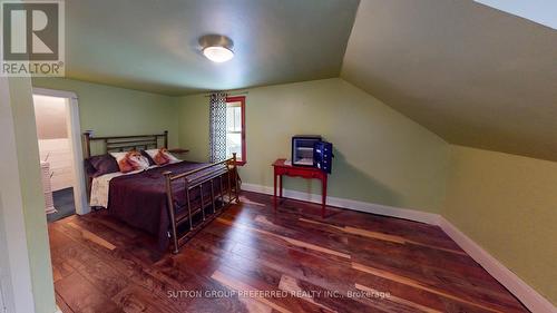 50 Potters Road N, Tillsonburg, ON - Indoor Photo Showing Bedroom