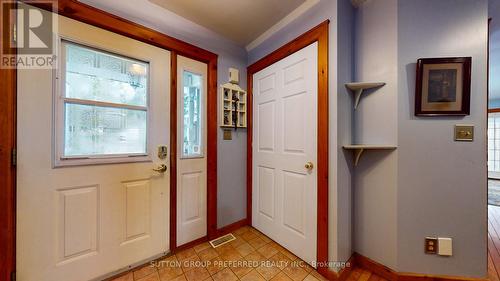 50 Potters Road N, Tillsonburg, ON - Indoor Photo Showing Other Room