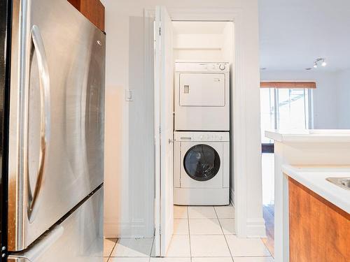 Laundry room - 431 Rue Hélène-Baillargeon, Montréal (Le Plateau-Mont-Royal), QC - Indoor Photo Showing Laundry Room