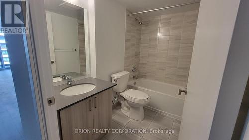 1207 - 1435 Celebration Drive, Pickering, ON - Indoor Photo Showing Bathroom