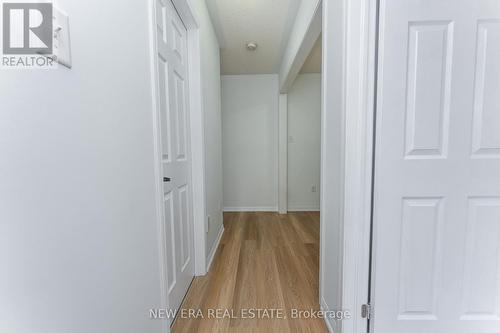 48 Ayers Crescent, Toronto, ON - Indoor Photo Showing Other Room