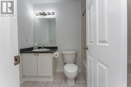 48 Ayers Crescent, Toronto, ON - Indoor Photo Showing Bathroom