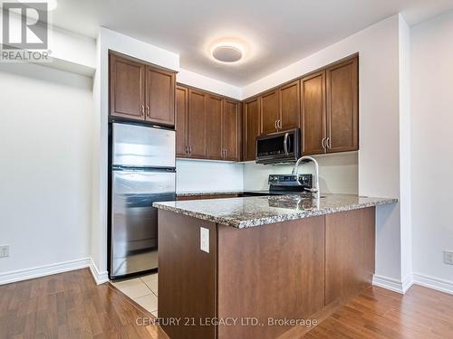 1503 - 9245 Jane Street, Vaughan, ON - Indoor Photo Showing Kitchen